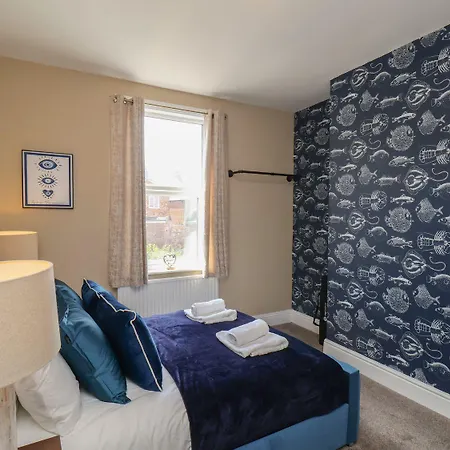 Crescent Bay House * Filey